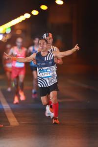 BIB: 1640, 41779
                            <button type="button" onclick="openModal(22799044)" class="btn btn-primary btn-sm float-right btn-popup" data-toggle="modal" data-target=".modal-high-quality">
                        <i class="fas fa-shopping-cart"></i> Add to Cart
                    </button>
                                            <button type="button" onclick="isThisMe(22799044, true)" class="btn btn-success btn-sm float-right btn-popup btn-isme hidden" data-toggle="tooltip" data-placement="bottom" title="นี่คือรูปของคุณใช่ไหม คลิกที่นี่เพื่อเอาเข้าอัลบั้ม">
                        <i class="fas fa-plus"></i> Add to album
                    </button>
                    <button type="button" onclick="isThisMe(22799044, false)" class="btn btn-warning btn-sm float-right btn-popup btn-isnotme hidden">
                        <i class="fas fa-ban"></i> Remove from album
                    </button>